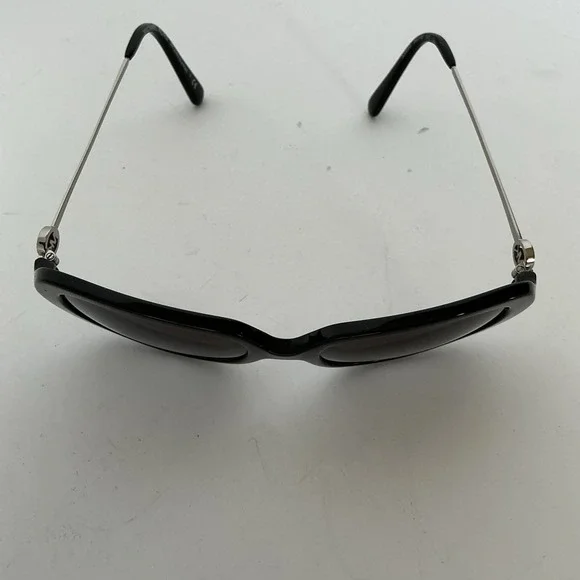 Michael Kors Oversized Sunglasses Black MK2065 Gradient Womens - Picture 8 of 8